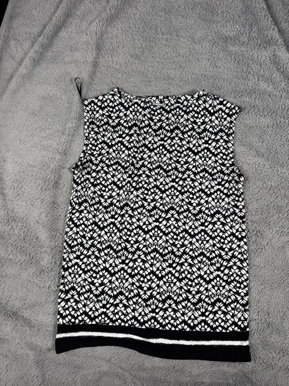 Michael Kors Tank Top Womens Small Black Floral Knit Sleeveless Pullover Casual